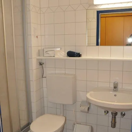 Kolpinghaus Hostel *